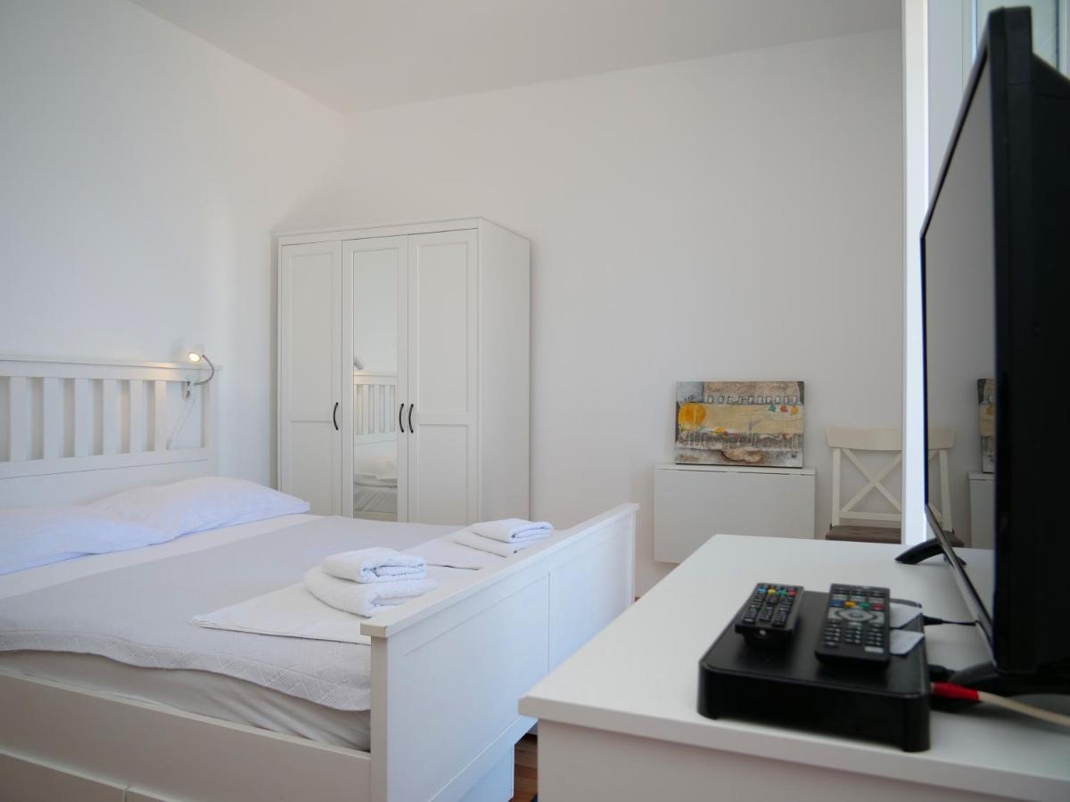 Apartmani Smilja Primošten Exterior foto